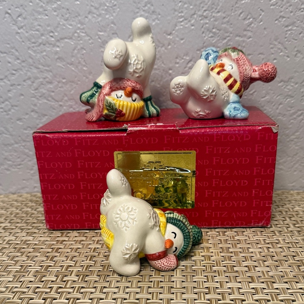 Fitz and Floyd Frosty Folks Tumbler Set of 3